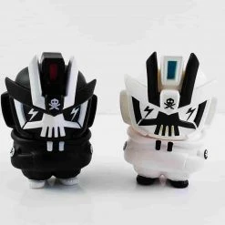 Black & White Combo Nano TEQ63 By Quiccs X Devil Toys Ltd.