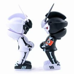 BUNDLE Complex Chicago EDITION TEQ 63 OG BLACK & GHOST WHITE - 6 Inch Medium Figure Martian Toys X Quiccs