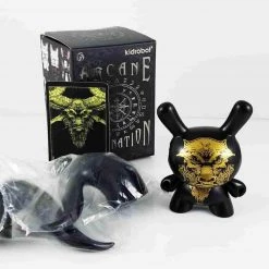 God Machine The Devil Chase Figure Arcane Divination Dunny Series By Kidrobot