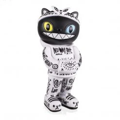 IamRetro.com KunCat 'No Way Out' 6" Vinyl Figure By Sakun X Martian Toys