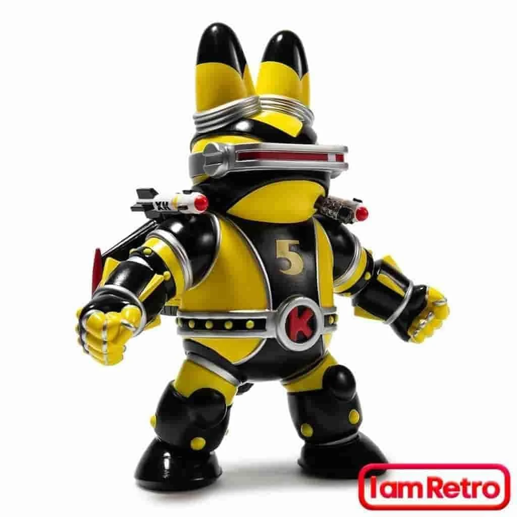 Labbiter XK-5 Wasp Medium Vinyl Figure By Frank Kozik X Kidrobot