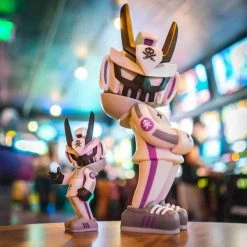 SUPER RETRO MEGA TEQ 63 - 12.5 Inch Medium Art Figure By Martian Toys X Quiccs