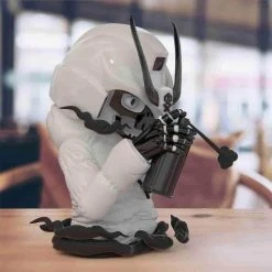 Ravager Ghost White Edition Of 300 Pcs Medium 7.3