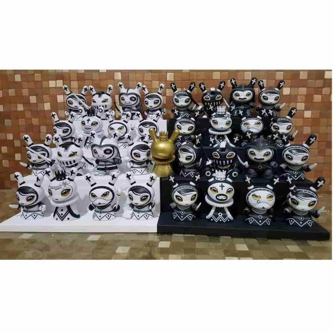 Shah Mat Dunny Chess Series Complete Set By Kidrobot X Otto Bjornik